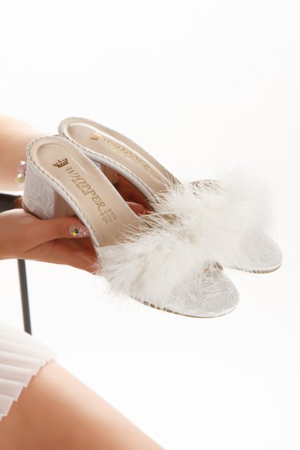 Women's Very Comfortable and Stylish Wedding Dress Dowry Slippers