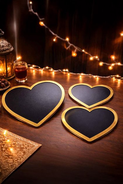 3-Piece Heart-Shaped Thin Wooden Plate Black 24 + 19 + 14cm