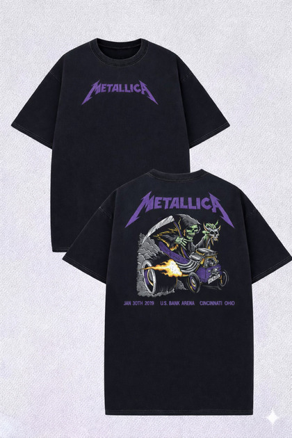 Унисекс Metallica принт черна широка блуза с обло деколте и тъмна естетика