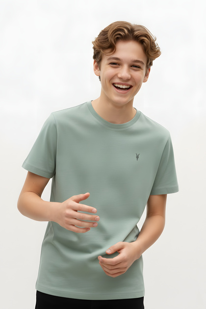 Boy's Crew Neck Embroidered Short Sleeve T-Shirt Kzk001