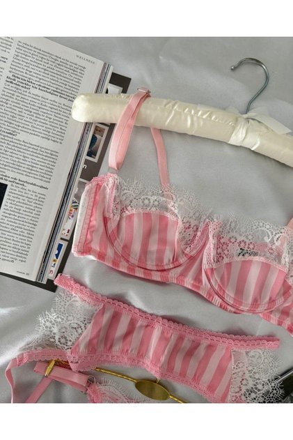 Pembe Dantelli Saten Fantezi Jartiyer Takım