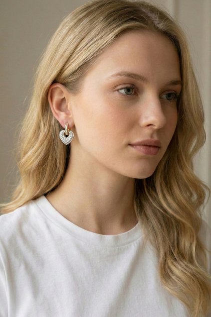 316L Steel Earrings with Zircon Stone and Heart Figure - Tarnish-Free Gold Elegant Design
