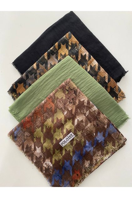 4 Mixed Patterned Cheesecloth Writing