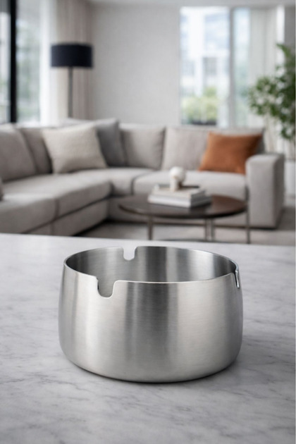 Silver color metal ashtray modern design stylish and elegant ashtray silver ash tray 1 piece