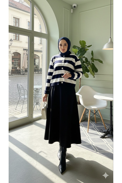طقم تنورة كارديجان مخططة