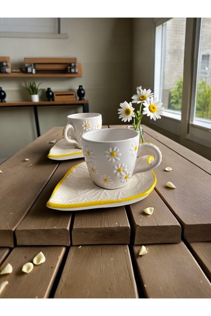 Decorative Green Daisy Embroidered, Embossed Leaf Detailed Tea-Coffee Cup 2 Pieces