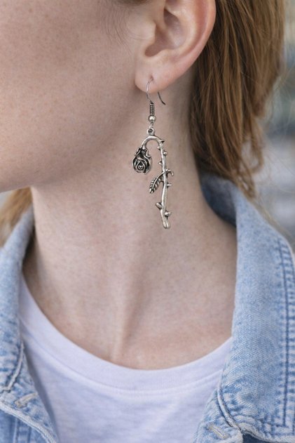 Black Rose Branch – Rose Detailed Antique Silver Color Dangle Earrings