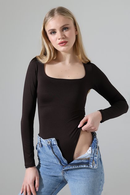 Square Neck Long Sleeve Women's Undershirt with Six Underpants and Snap Fasteners - T-Shirt 21940 Brown