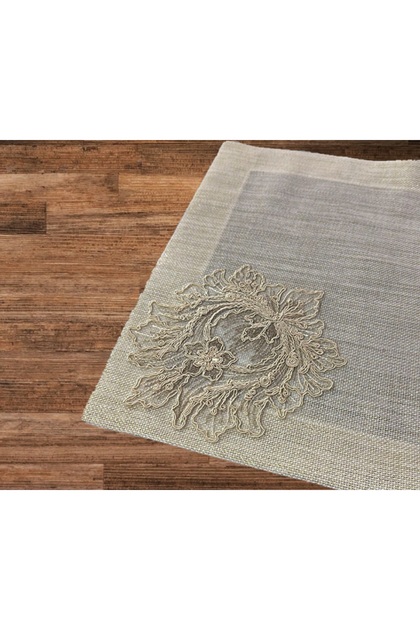Lotus Lace Detailed Seamless Napkin, Handcrafted French Lace, Shimmering Gold 40X40 - 6 Pieces