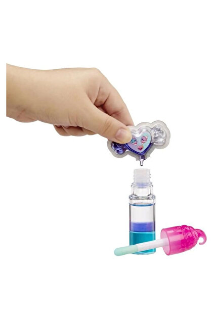 Yummiland Lip Gloss Doll Mystery Color Change Stephie Snowcone
