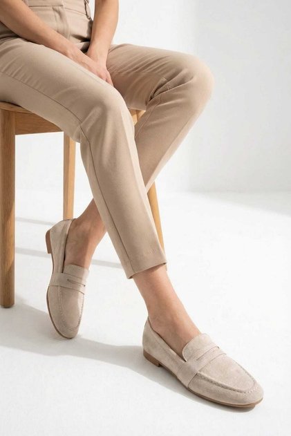 dobi bej süet loafer babet