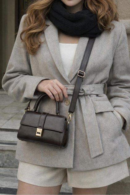 Clamshell Magnet Closure Shiny Faux Leather Cross Shoulder Strap Mini Size Hand and Shoulder Bag