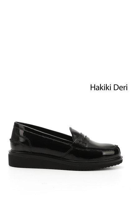 Kadın Siyah Rugan Dolgu Taban Hakiki Deri Loafer Ayakkabı
