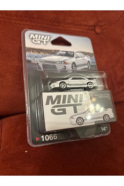 mini gt Nissan Skyline GT-R R32 VEİLSİDE Combat C-I white blister