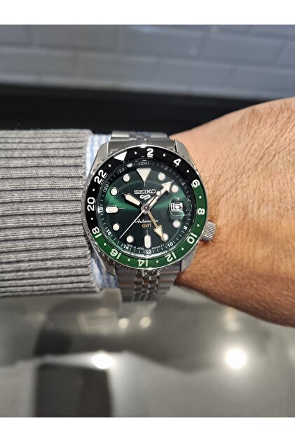Seiko Yeşil Kadran JAPON ÜRETİM GMT Takvimli Erkek kol saati 10