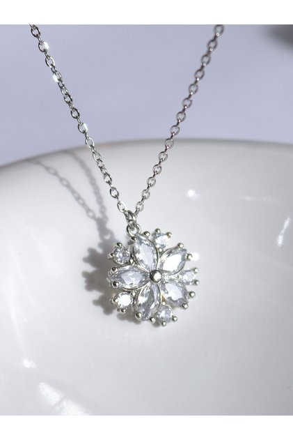 White Dahlia Star Flower Silver Color Necklace with Zircon Stone