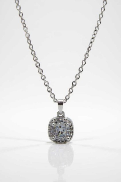 Square Cut Stone Women's Necklace – Elegant and Classic Design