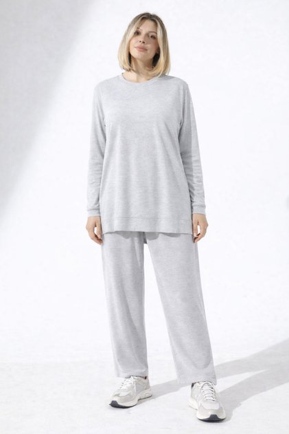 Two-Thread Fabric Crew Neck Sweatshirt Set 550