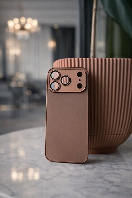bbtech iPhone 17 PRO MAX ile Uyumlu Magsafe Özellikli Mat Cam Leke