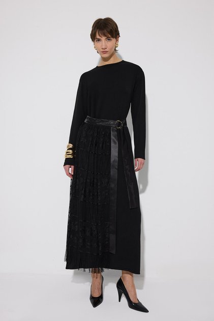 Takma Lace Skirt