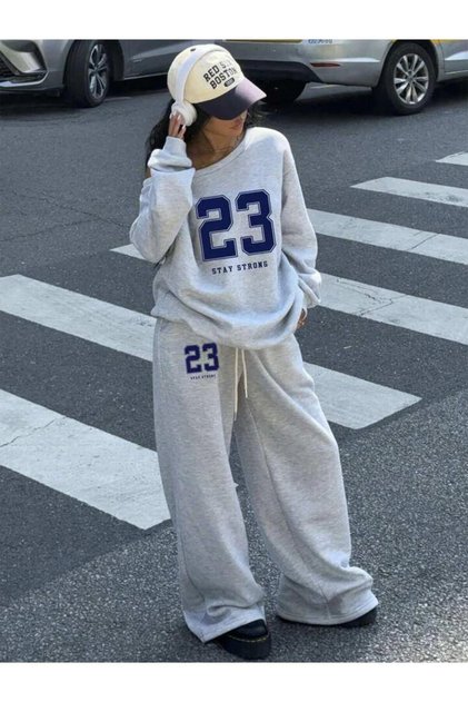 Women's 23 Printed Boat Neck Sweatshirt Sweatpants Double Bottom Top Set