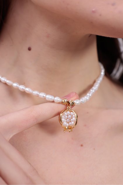 Natural Pearl Necklace with Pomegranate Figure | Steel Material Special Design