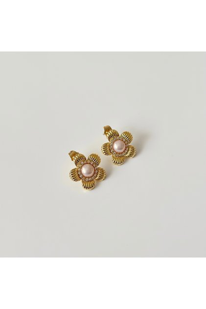 Pearl Centered Floral Stud Earrings