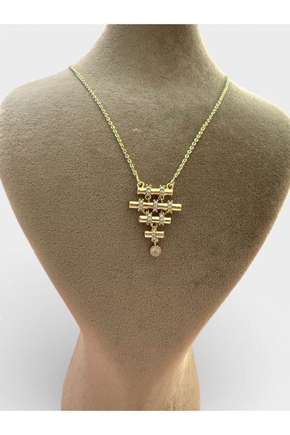 Marka model kolye