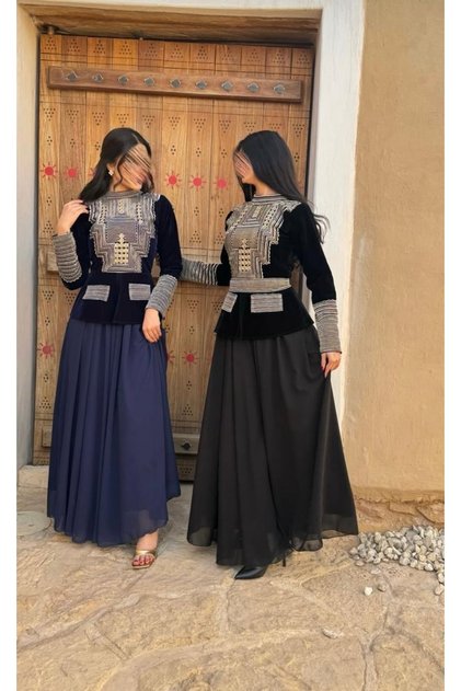 فستان يوم التأسيس