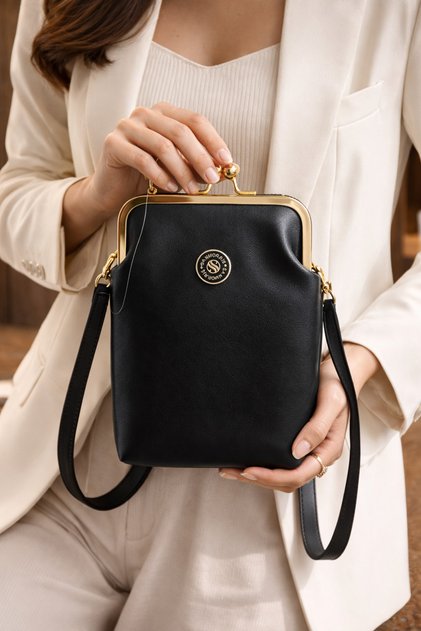 Vintage Gold Frame Mini Crossbody Bag for Women for Holidays and Special Occasions