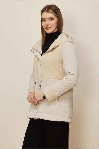 Fur-Detail Quilted Coat 90606