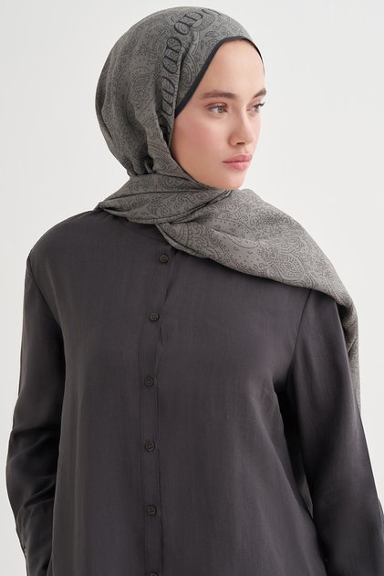 Elenora Monogram Floral Shawl Gray