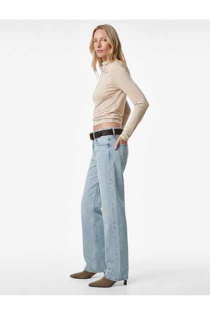 Long Sleeve Draped Cross Mock Neck Body