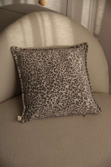 Leo Gray Throw Pillow Cover (45X45)