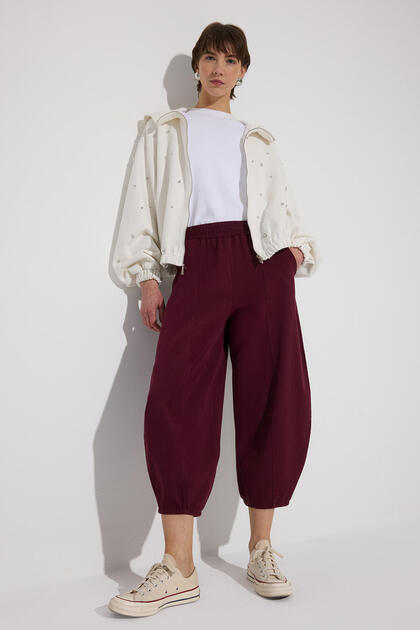 S’YTE Gabardine Wide Pleated Balloon S'YTE Gabardine Wide Pleated Balloon Pleated Gabardine Balloon
