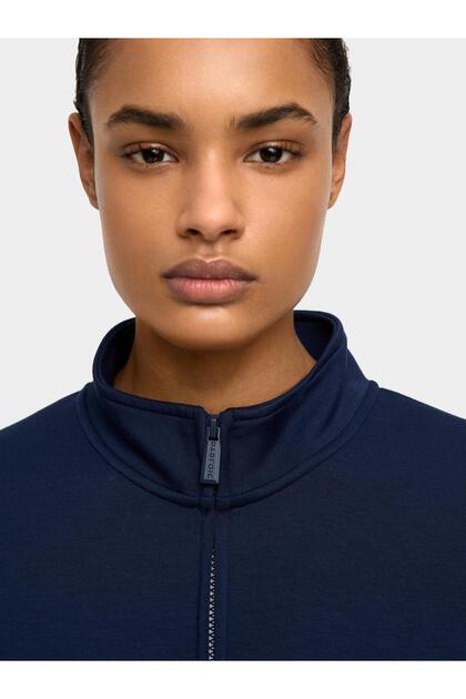 Fermuarlı ve Yüksek Yakalı Sweatshirt