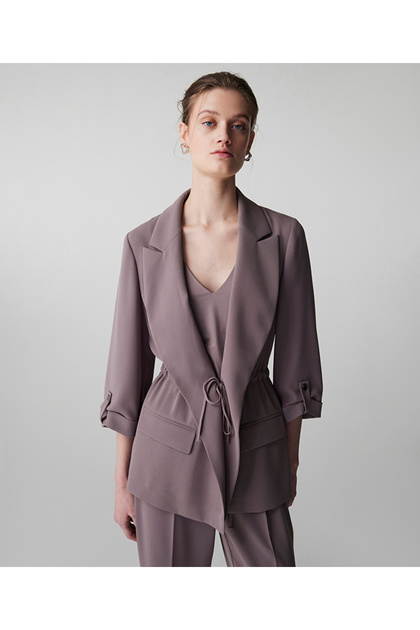 Belden bağlamalı blazer