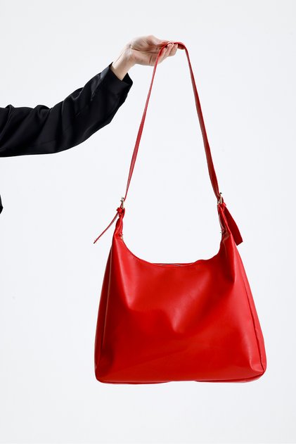 Luvin Red Casual Women's Shoulder, Arm, and Hand Bag