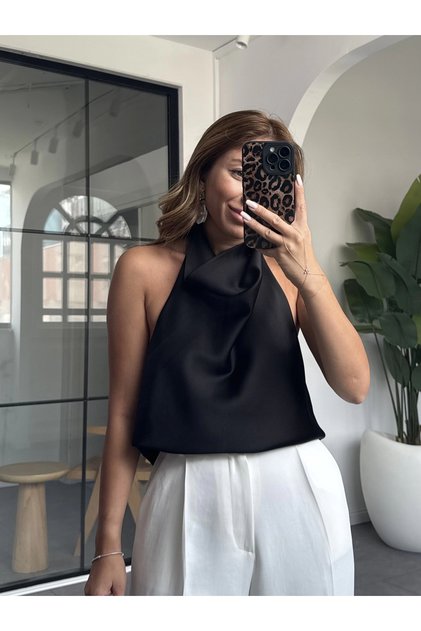 SİYAH SATEN HALTER YAKA SIRTI AÇIK BLUZ