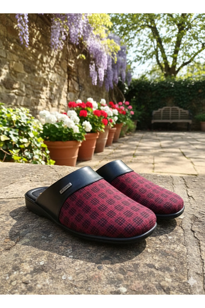 Men's Daily House Slippers Comfortable Sole Non-Slip Slippers
