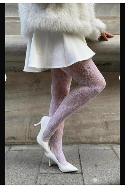 Romantic Fishnet Patterned Pantyhose – the Secret Hero of Elegance & Stylish Night Party