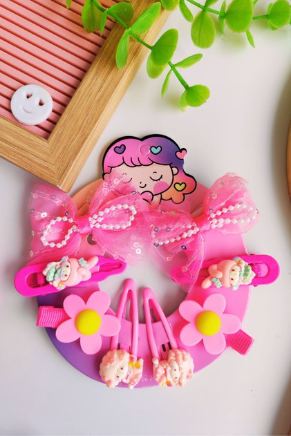 Girl's My Melody Figured 8-Piece Buckle Set