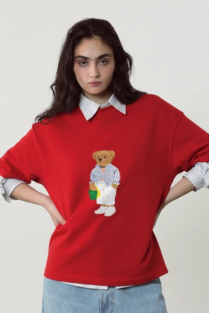 Women's Oversize T-Shirt Bambino Bear Printed Red – Crew Neck, Comfortable Fit, 100% Cotton