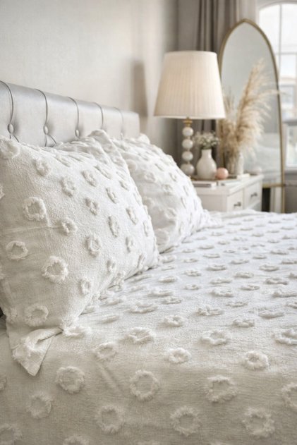 Double Bedspread Set – 2 Pillowcases Included 250 X 260