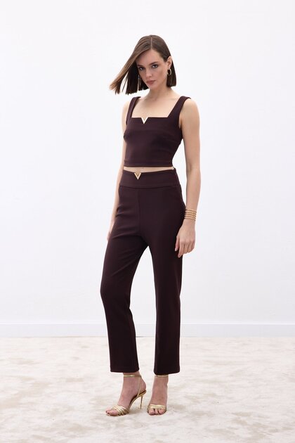 Pants with Waist Accessories - Brown