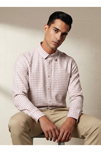 Men Regular Fit Collared Checked Long Sleeve Shirt