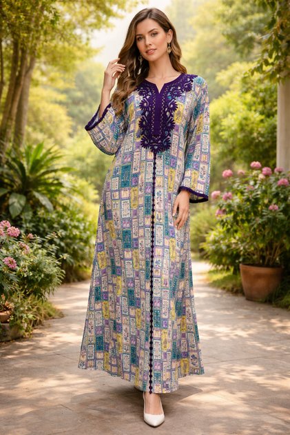 Women's jalabiya with chest embroidery