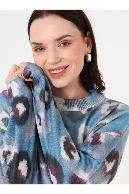 Knitwear Sweater - Blue Floral Pattern -