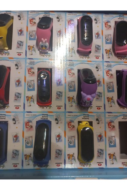 Ceasuri tip smartwatch pentru cei mici – colorate