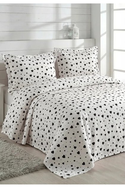 Heart Patterned Double Pique Set / Bedspread - 3 Pieces
